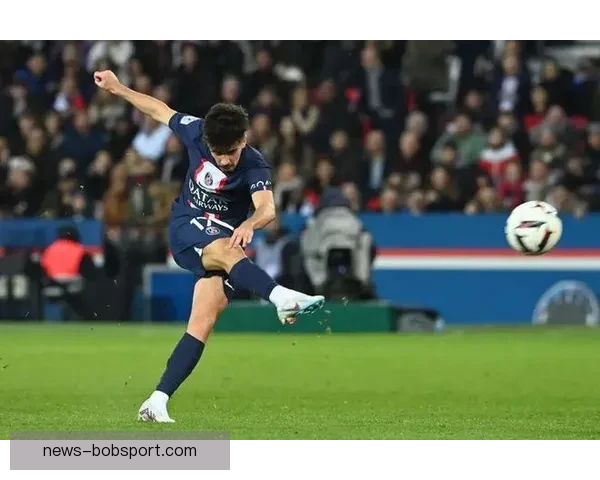 阿什拉夫直言梅西加盟后球队战术改变自己不开心表现受影响